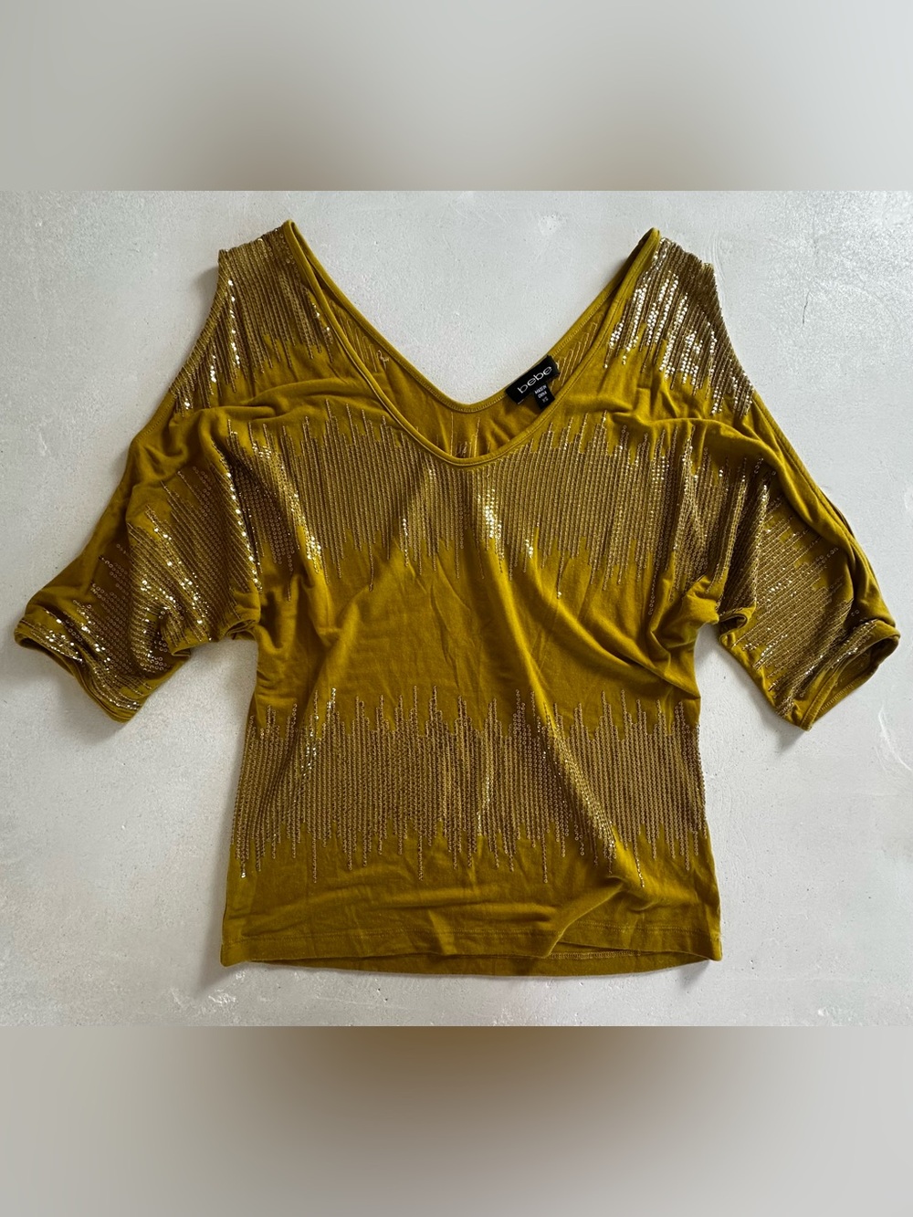 Authentic bebe Gold Sequin V-Neck Short Sleeve Top